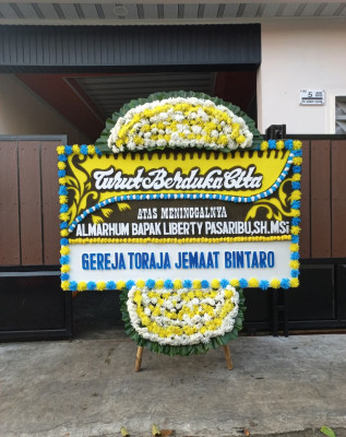 Papan Bunga Duka di Tombulu